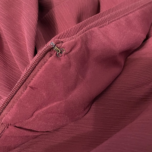 David’s Bridal Chiffon bridesmaid dress - Picture 6 of 13